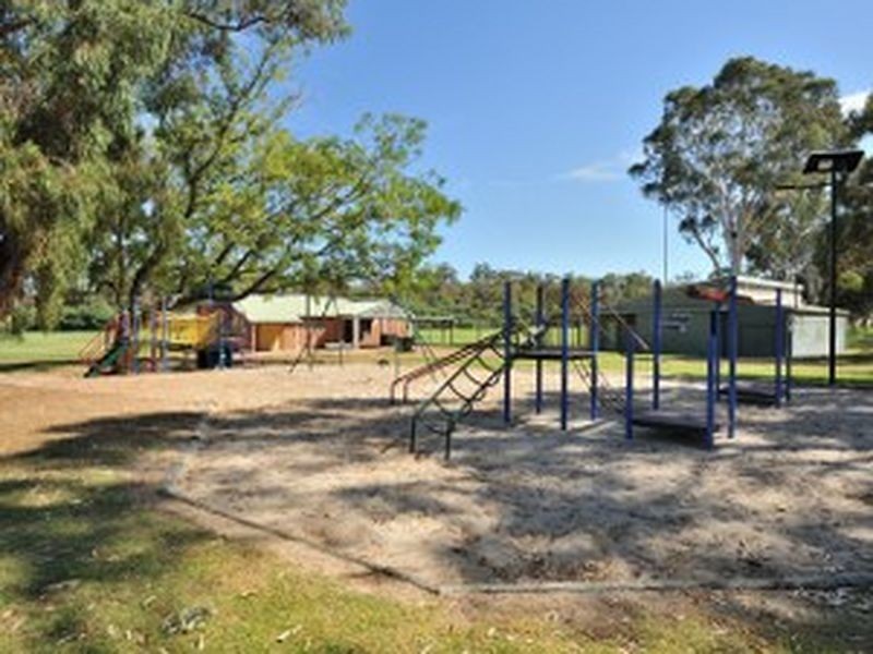 39 Hubbard Way, Medina WA 6167