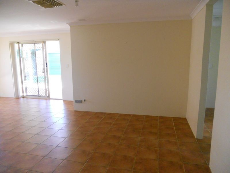 16 Bingfield Road, Medina WA 6167