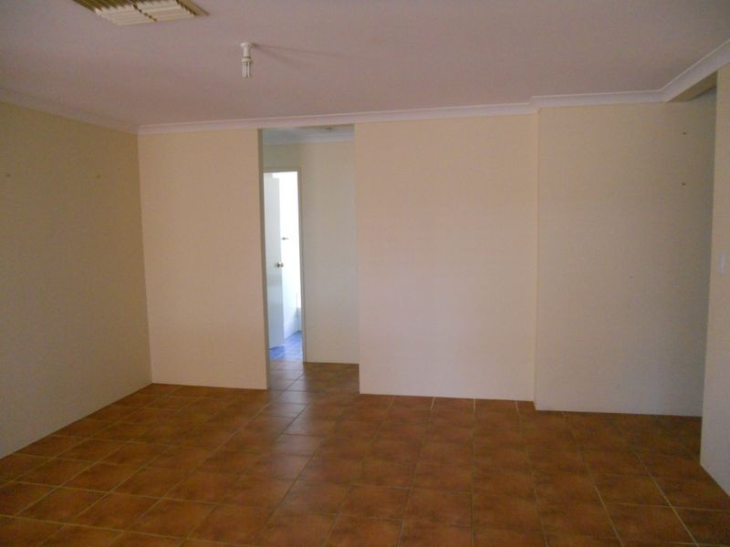 16 Bingfield Road, Medina WA 6167