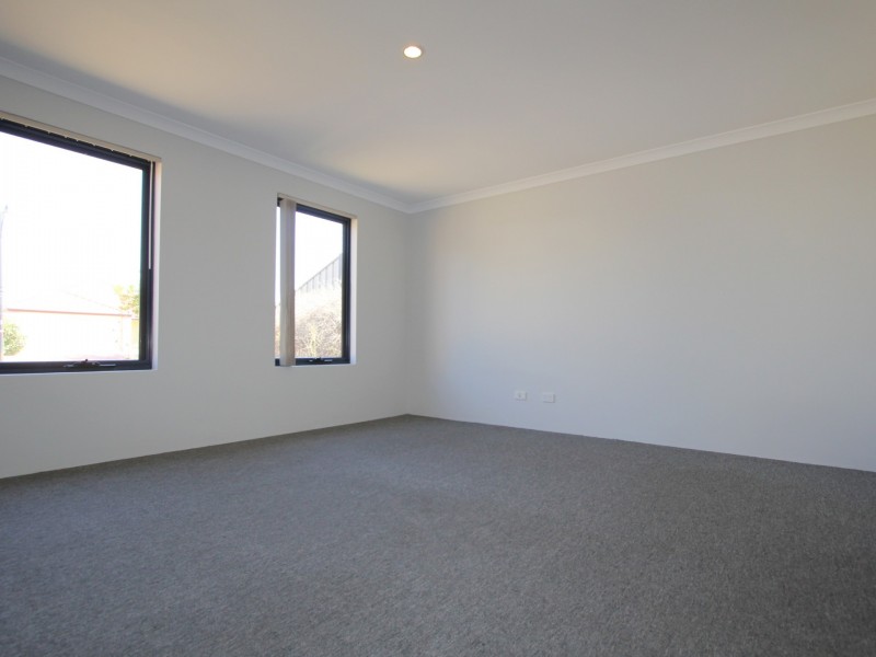 4 Kookynie Loop, Baldivis WA 6171