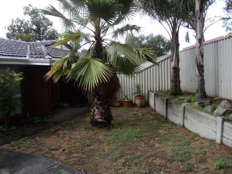 8 Kirkland Way, Parmelia WA 6167