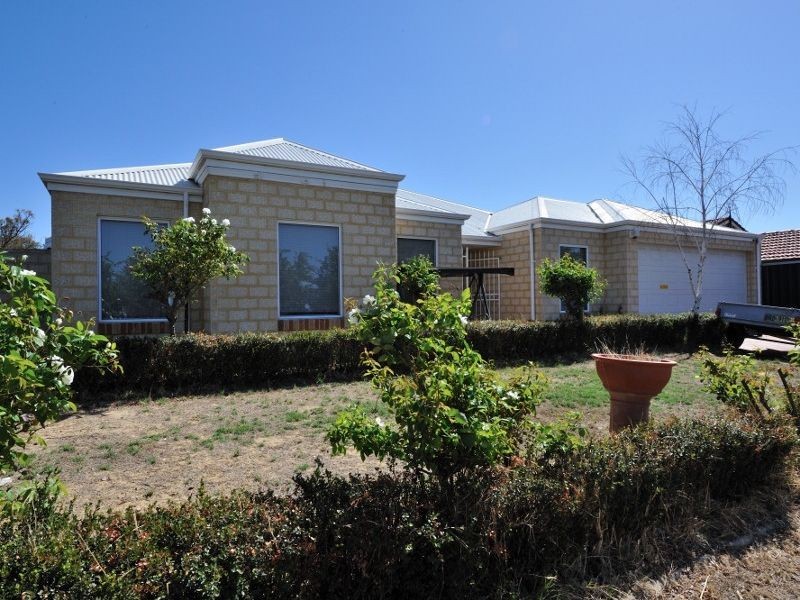 24 Rutherford Square, Orelia WA 6167