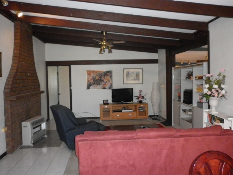 3 Coleman Rd, Calista WA 6167