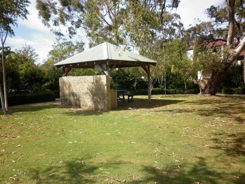 22/2 Pengilly Rd, Orelia WA 6167