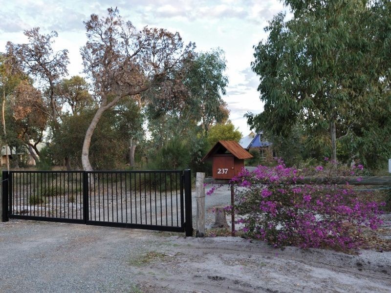 237 Marri Park Drive, Casuarina WA 6167