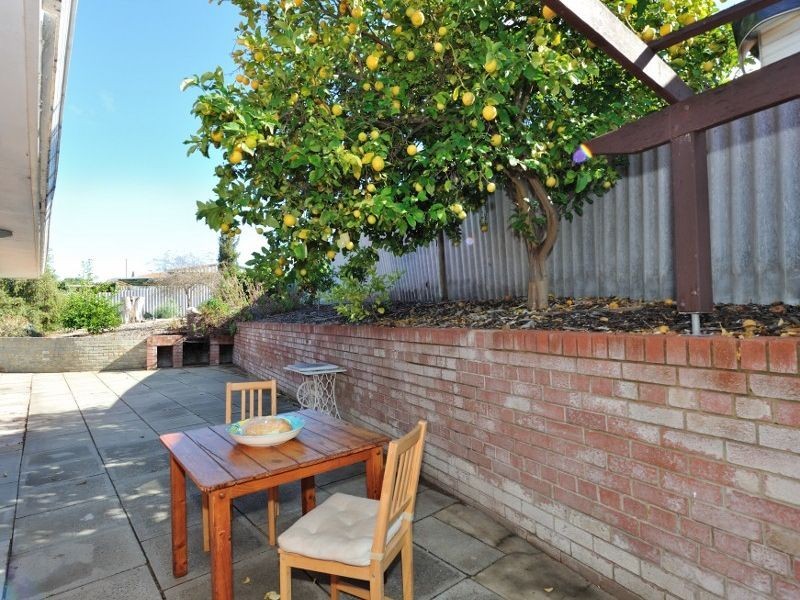 3 Jacques Place, Orelia WA 6167