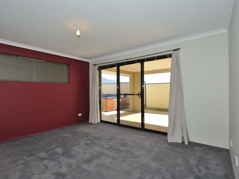 23 Mccallum Parkway, Bertram WA 6167
