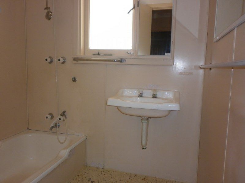 47 Adamson Road, Parmelia WA 6167