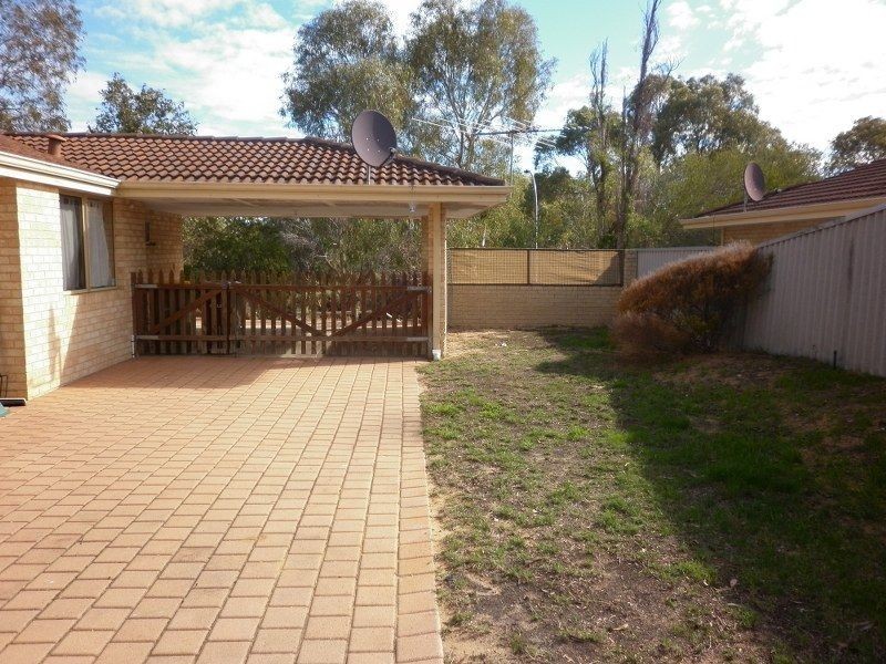 28 Porter Gardens, Leda WA 6170