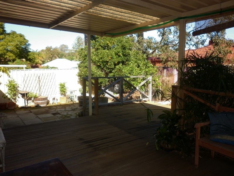 7 Walgreen Crescent, Calista WA 6167