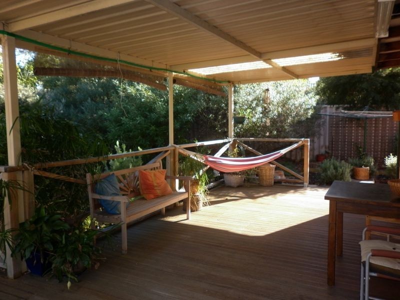 7 Walgreen Crescent, Calista WA 6167