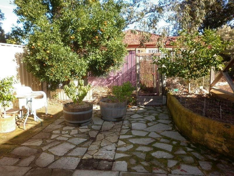 7 Walgreen Crescent, Calista WA 6167