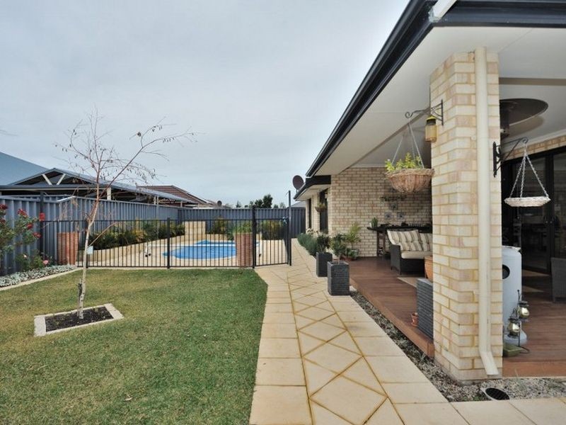 62 Rivergum Blvd, Baldivis WA 6171