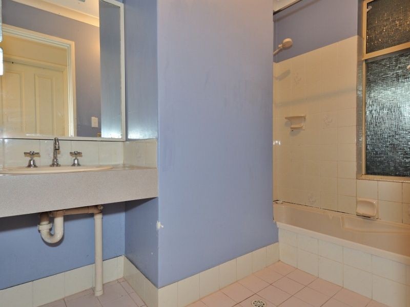 10 Tuart Ridge, Parmelia WA 6167