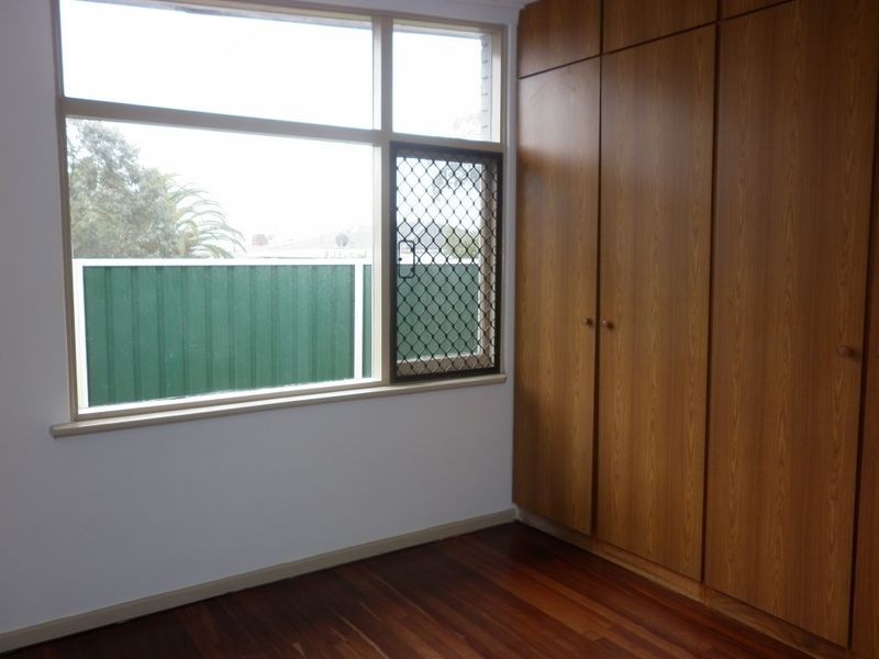 27 Edmund Way, Calista WA 6167