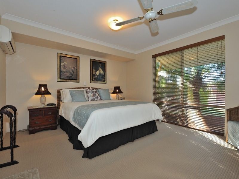 9 Gilling Place, Orelia WA 6167