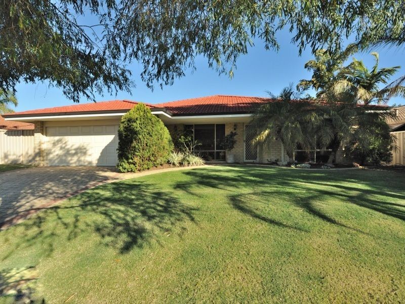 9 Gilling Place, Orelia WA 6167
