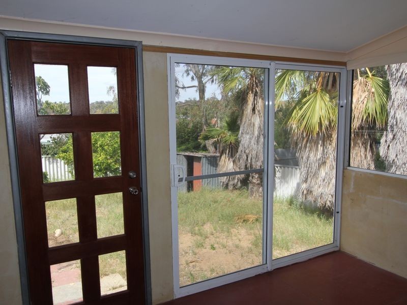 32 Harrison Way, Calista WA 6167