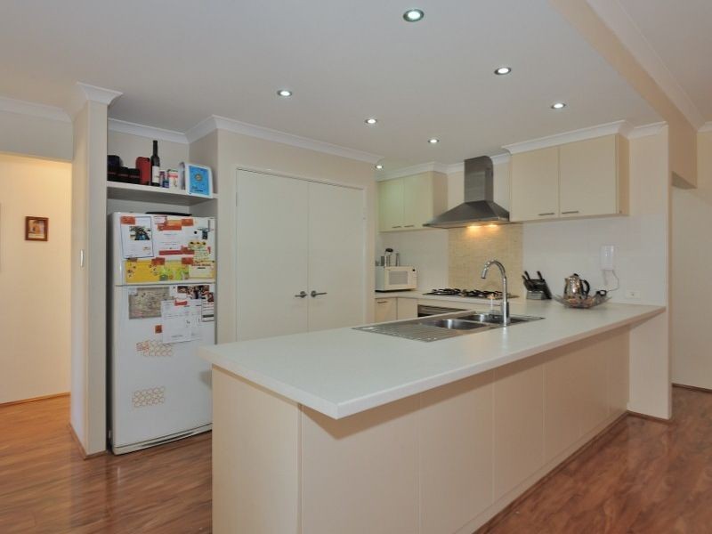 4 Camballin Loop, Bertram WA 6167