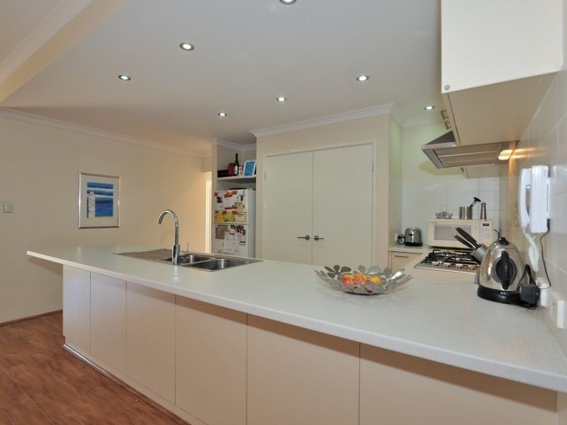 4 Camballin Loop, Bertram WA 6167