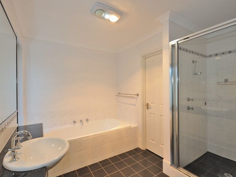 18 Kalbarri Crescent, Bertram WA 6167
