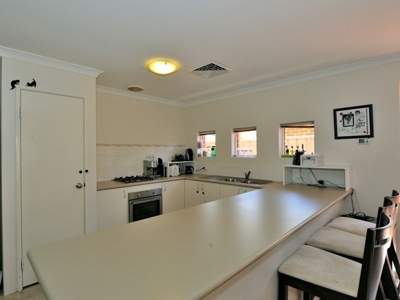 55 Stokesay Street, Orelia WA 6167