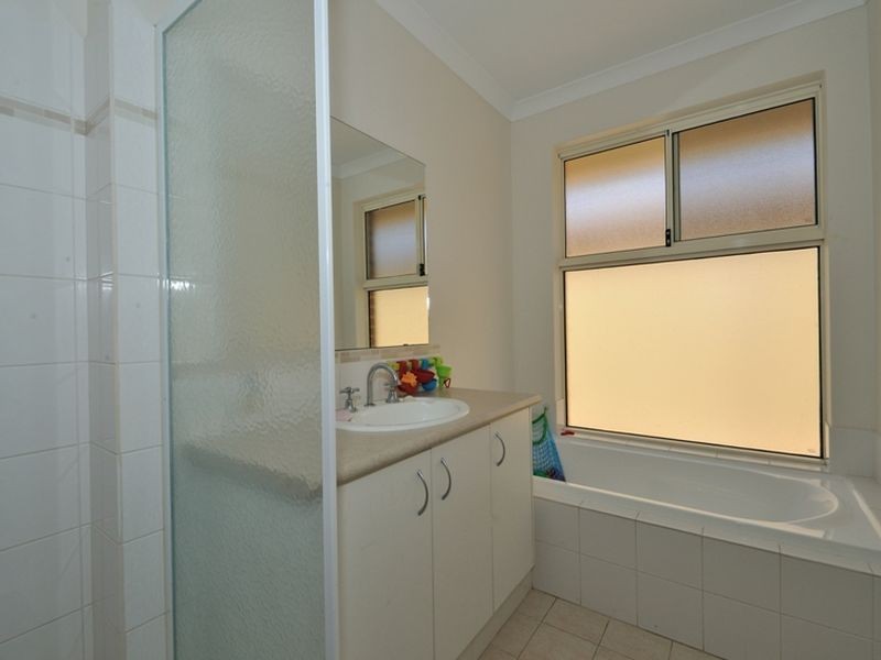 55 Stokesay Street, Orelia WA 6167