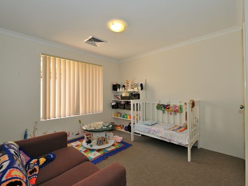 55 Stokesay Street, Orelia WA 6167