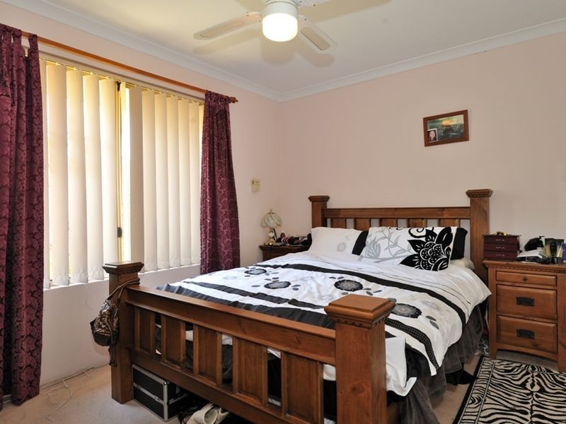 8 Werloo Court, Leda WA 6170