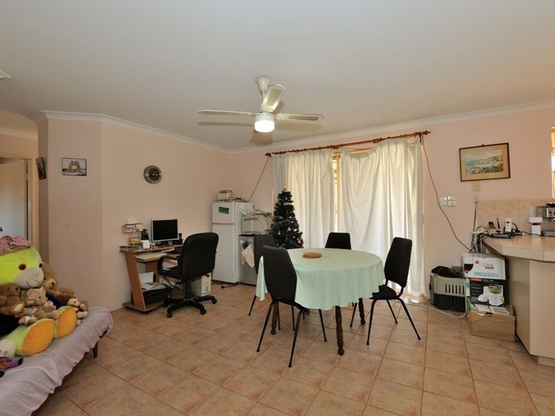 8 Werloo Court, Leda WA 6170