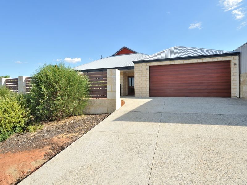 82 Colchester Avenue, Orelia WA 6167