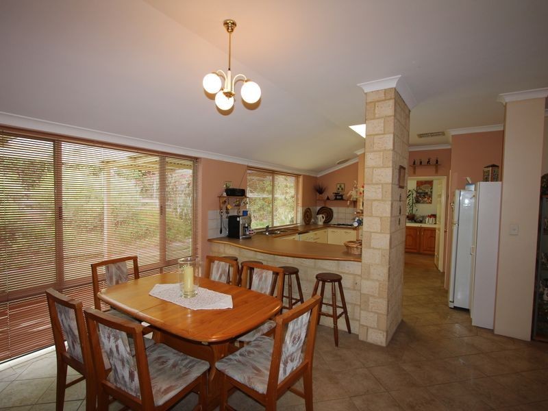 7 Baker Mews, Wellard WA 6170