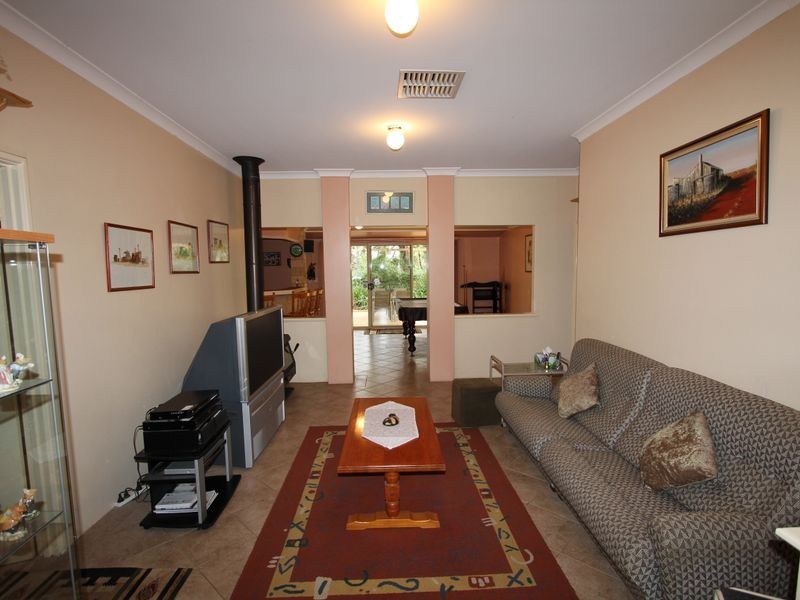 7 Baker Mews, Wellard WA 6170