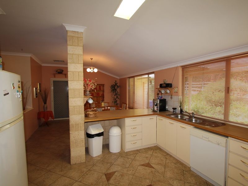 7 Baker Mews, Wellard WA 6170