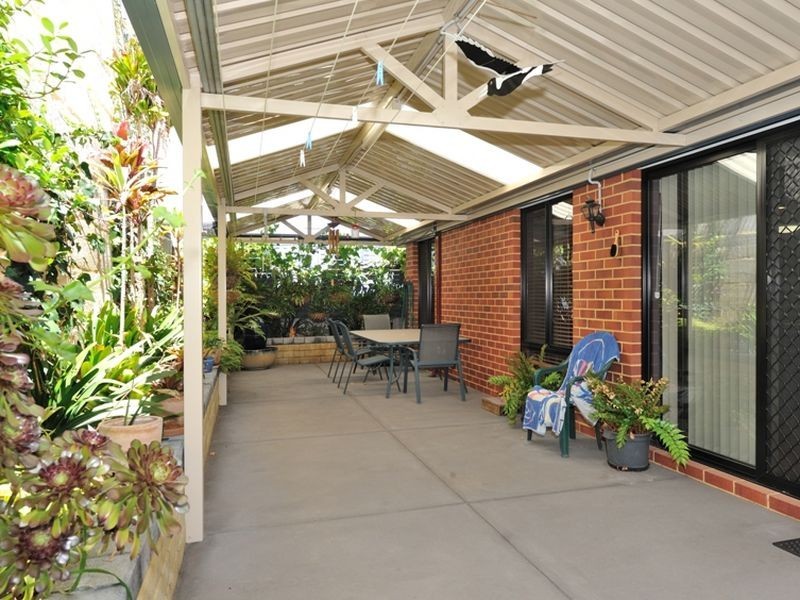 19 Dunster Way, Orelia WA 6167