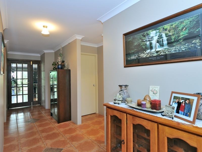 19 Dunster Way, Orelia WA 6167