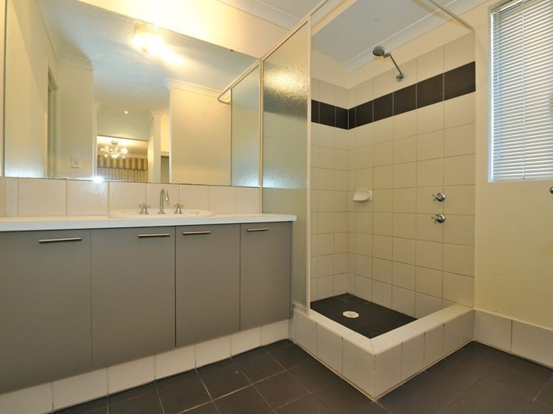 48 Orelia Avenue, Orelia WA 6167