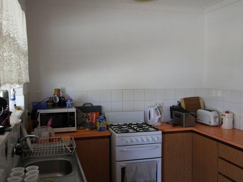 15 Madden Way, Parmelia WA 6167