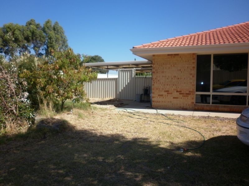 1 Tudor Court, Parmelia WA 6167