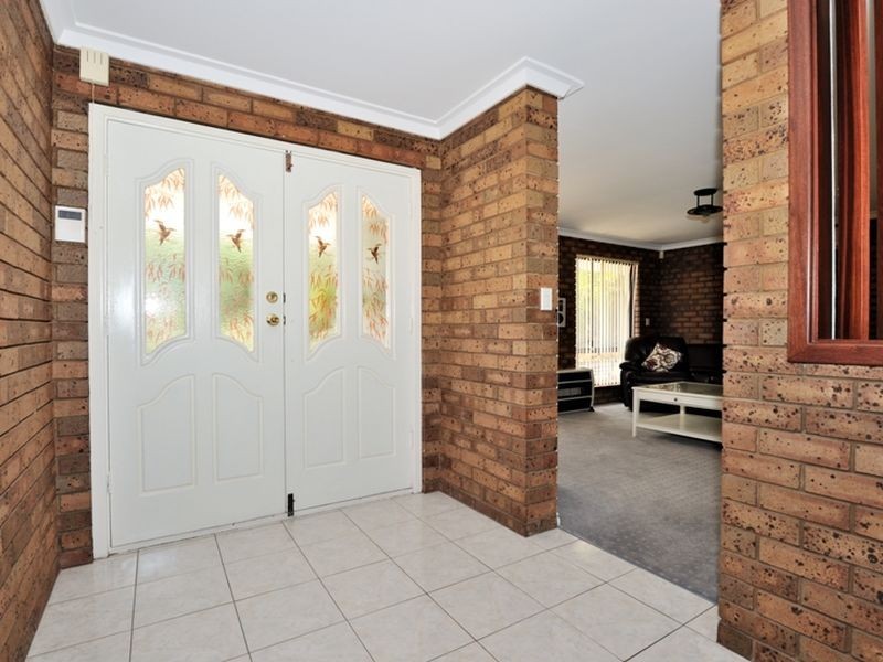 16 Belbird Court, High Wycombe WA 6057