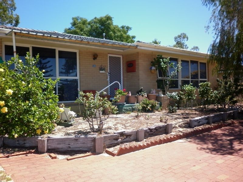 130 Calista Avenue, Calista WA 6167