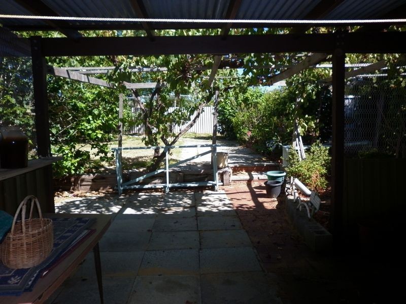 130 Calista Avenue, Calista WA 6167