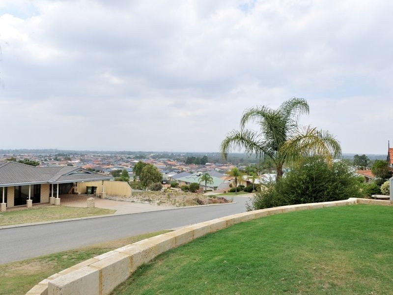 11 Brandon Mews, Parmelia WA 6167