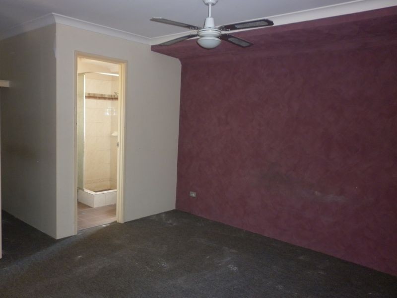 16 Garrett Cnr, Parmelia WA 6167