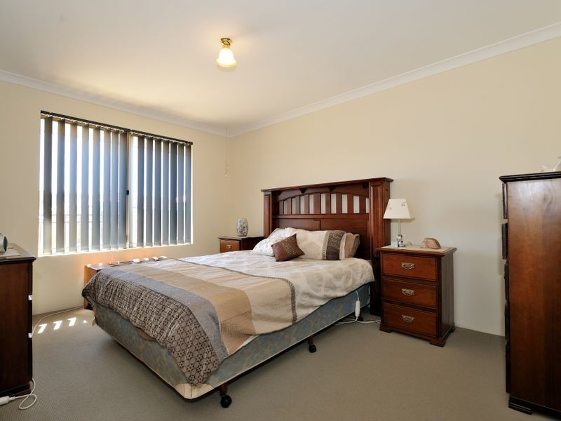 6 Stratford Road, Bertram WA 6167