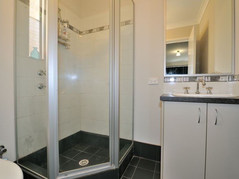 6 Stratford Road, Bertram WA 6167