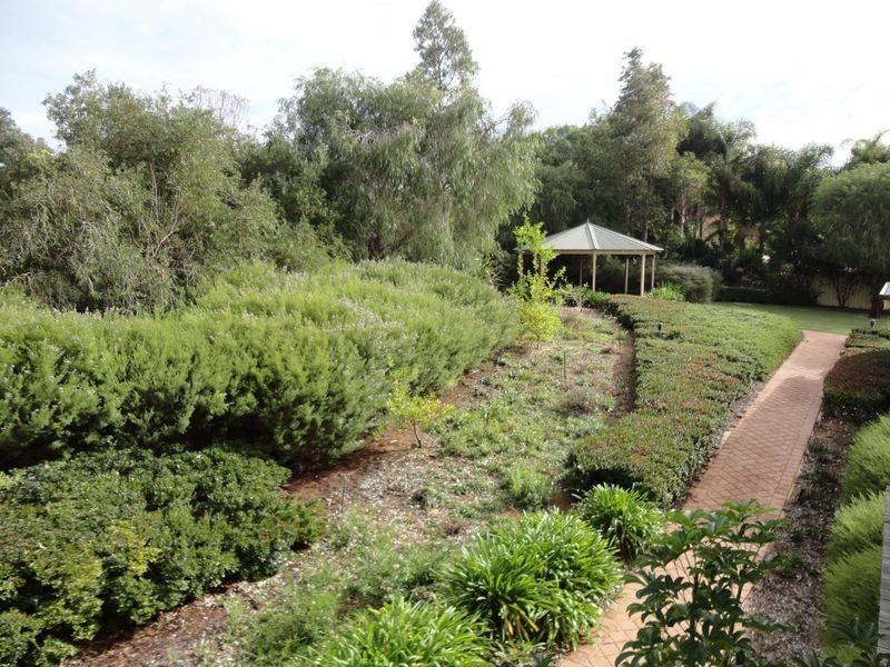 12/21 Fennager Way, Calista WA 6167