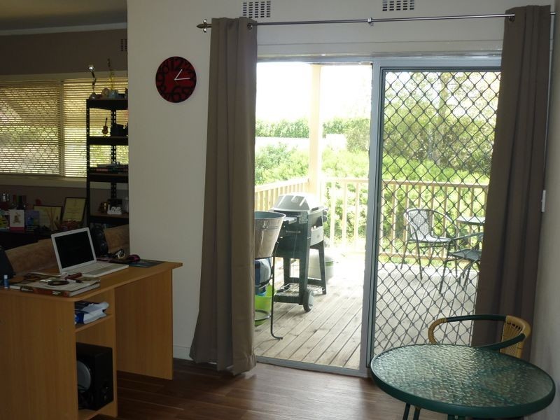 12/21 Fennager Way, Calista WA 6167