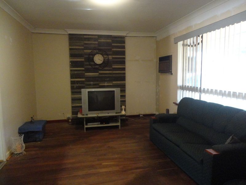 19 Maydwell Way, Calista WA 6167