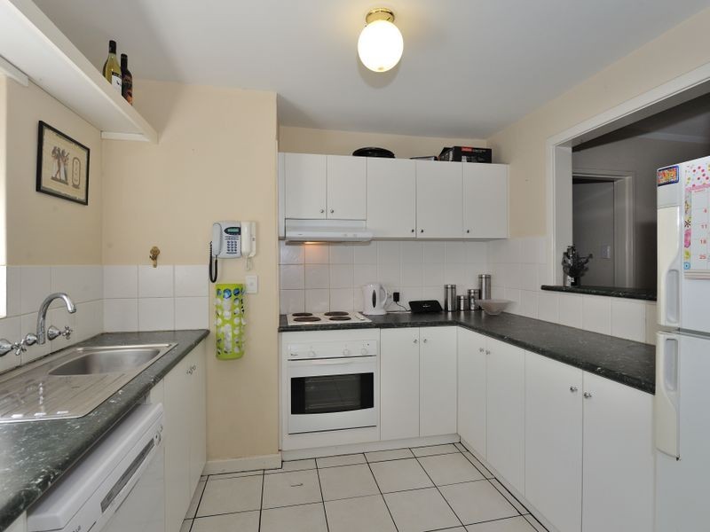 Unit 1, 44 Mulligan Way, Orelia WA 6167